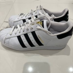 White Adidas Superstar Sneakers Men’s Size 8